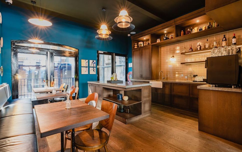 Dining room Photo