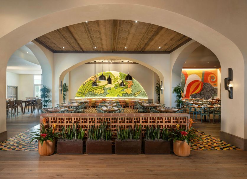 Restaurant Photo