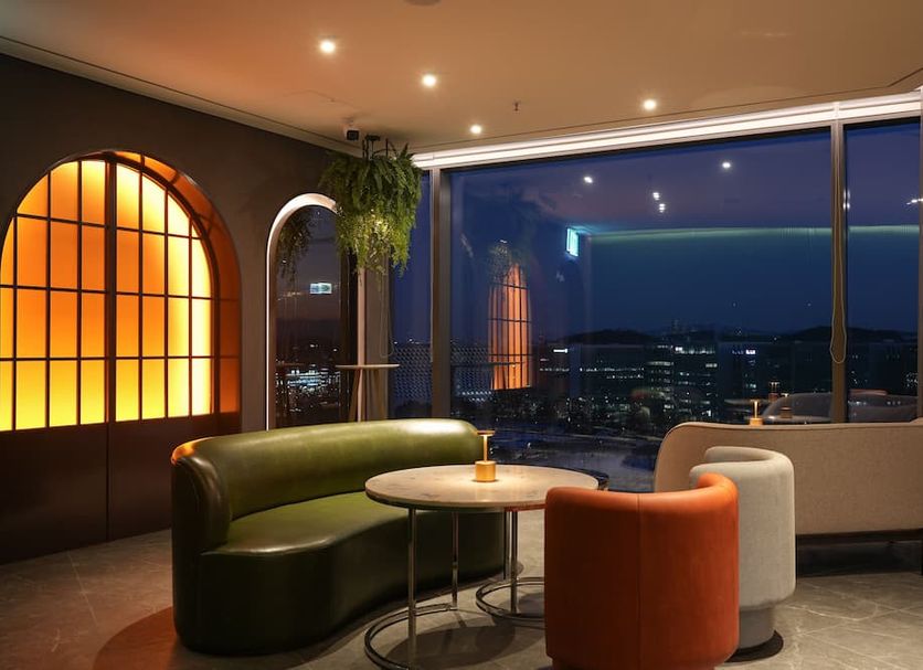 Lounge Photo