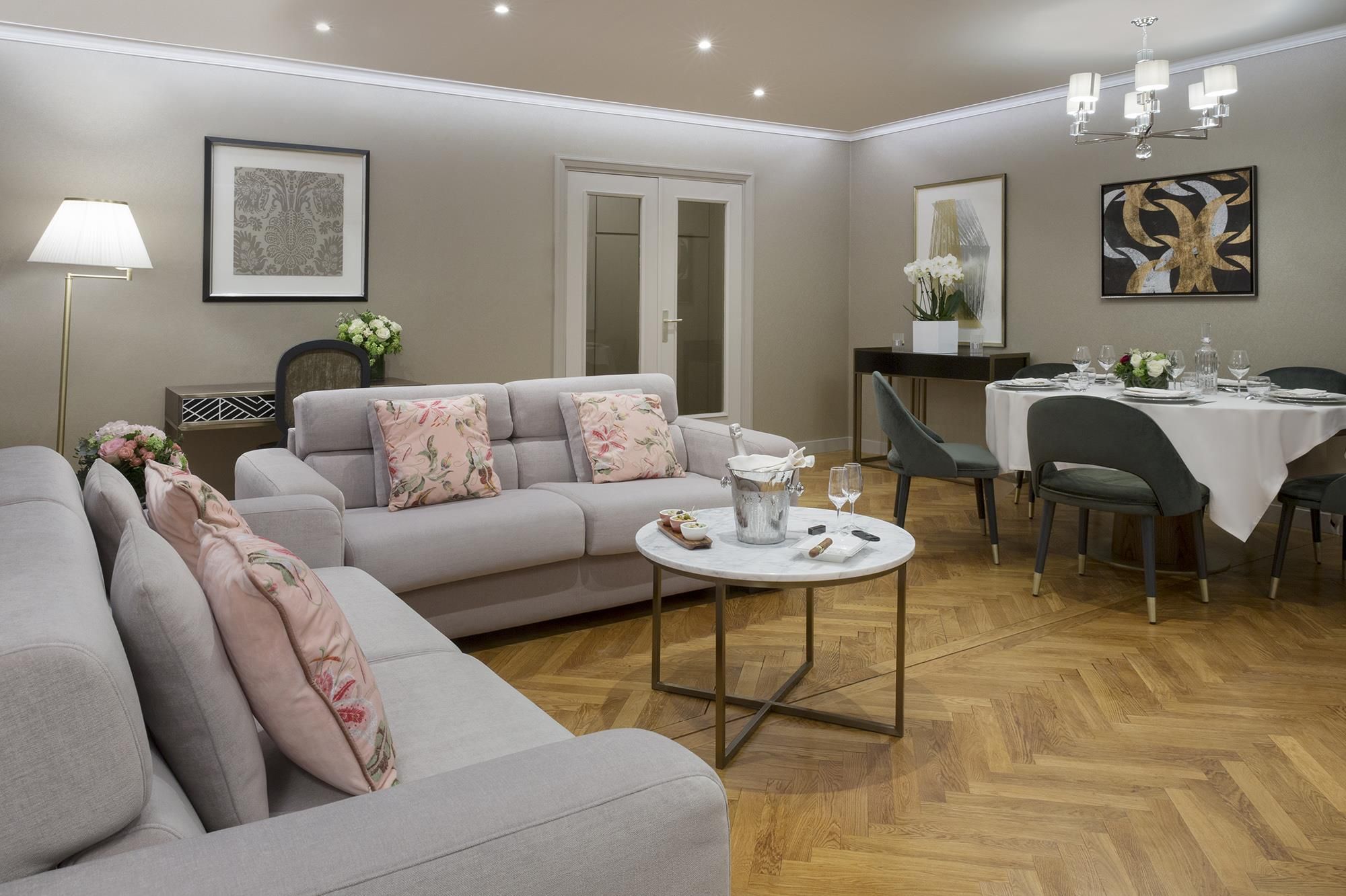 Living room Photo