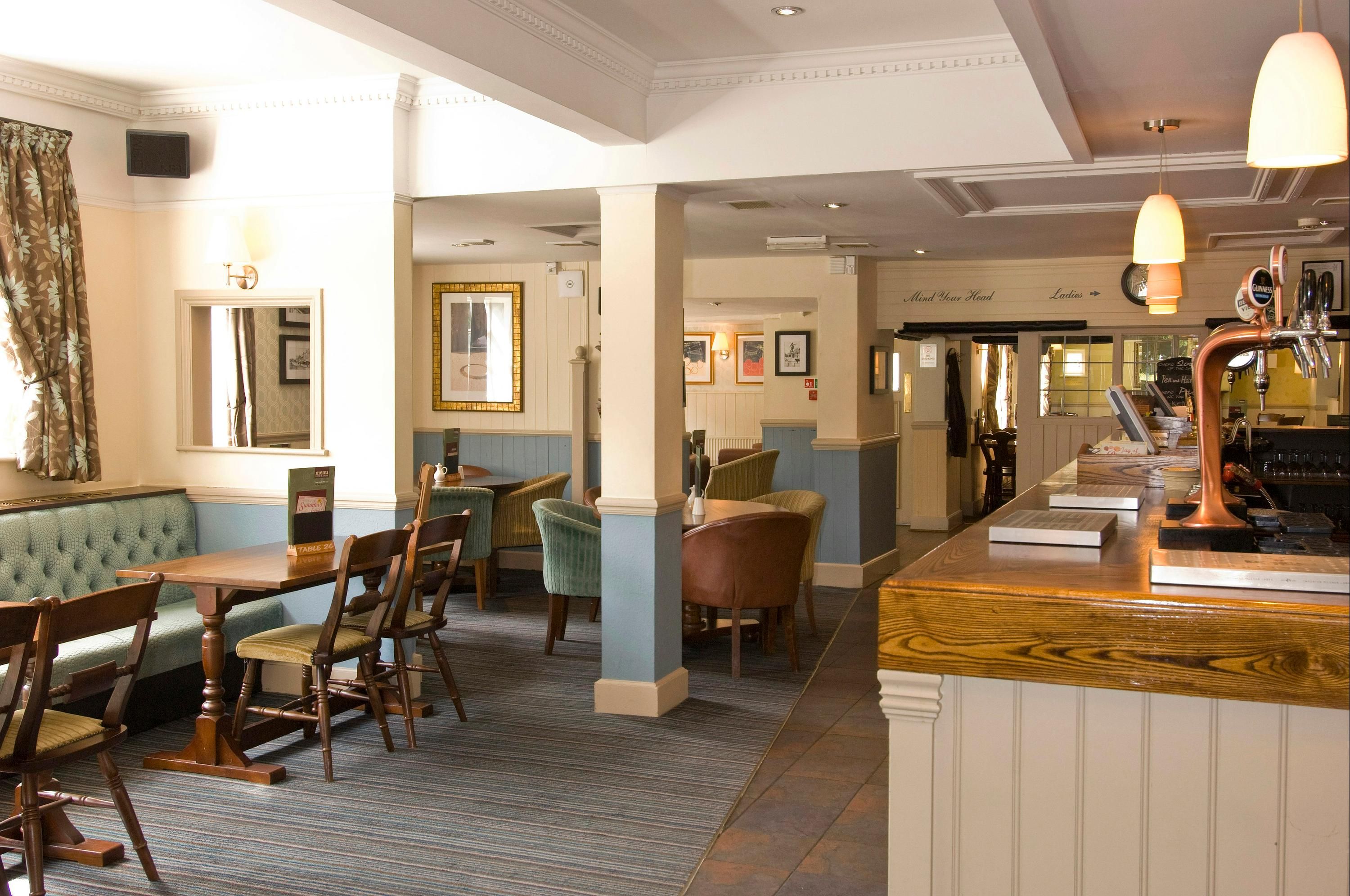 Bar