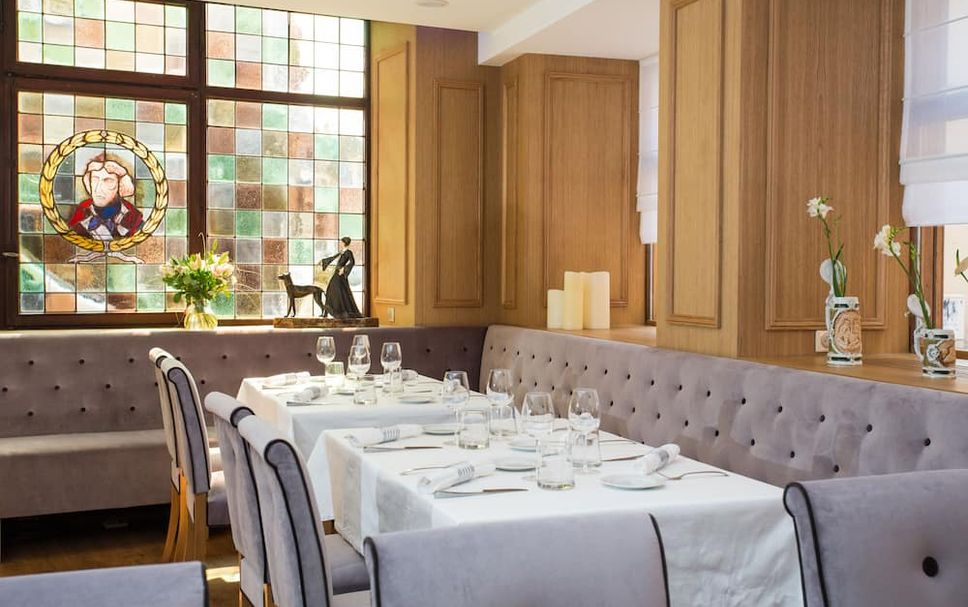 Restaurant Photo