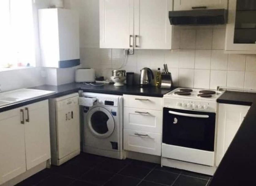 Kitchen Photo