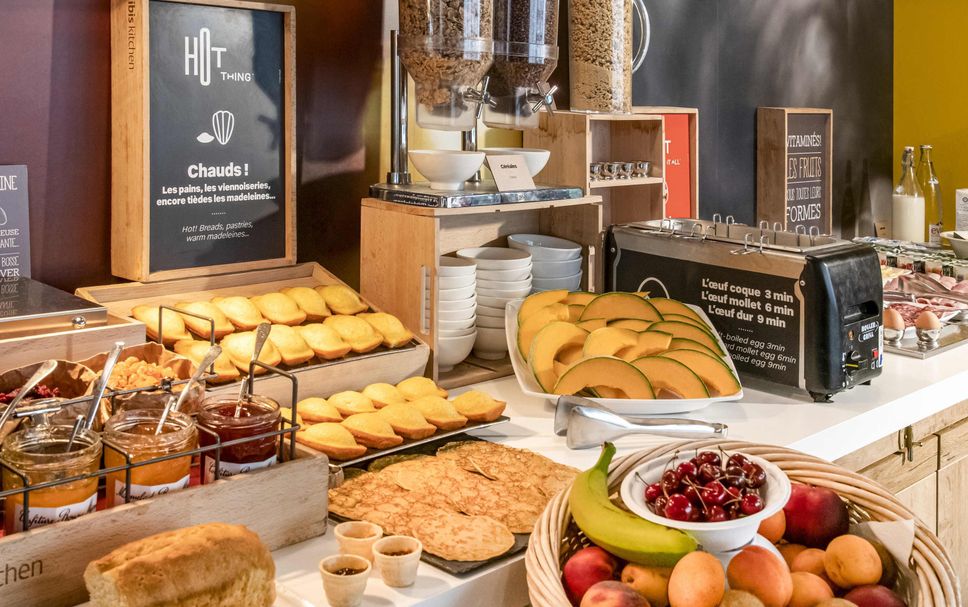 Buffet Photo