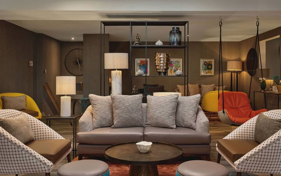 Lounge Photo