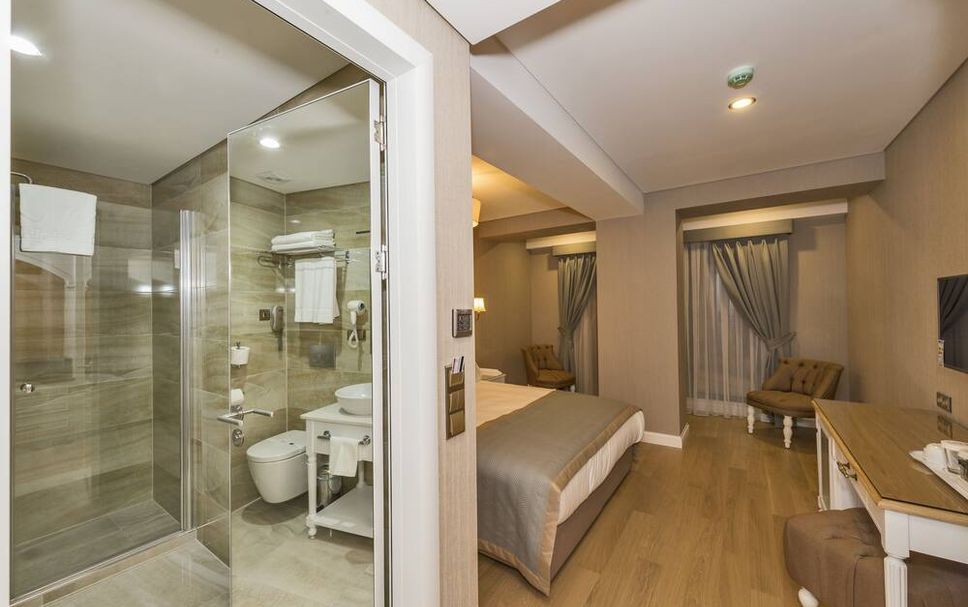 Bedroom Photo