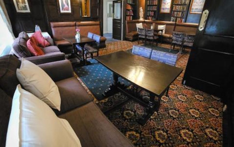 Lounge Photo