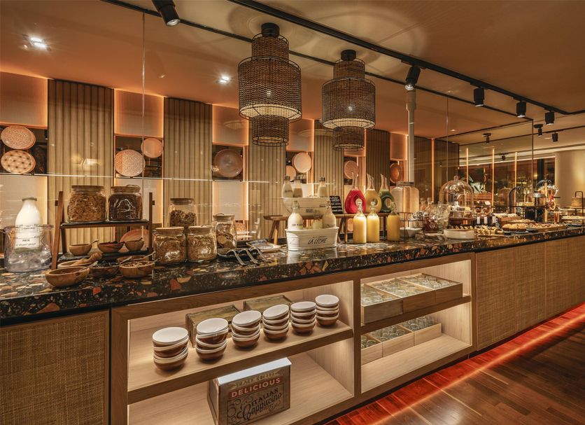 Buffet Photo