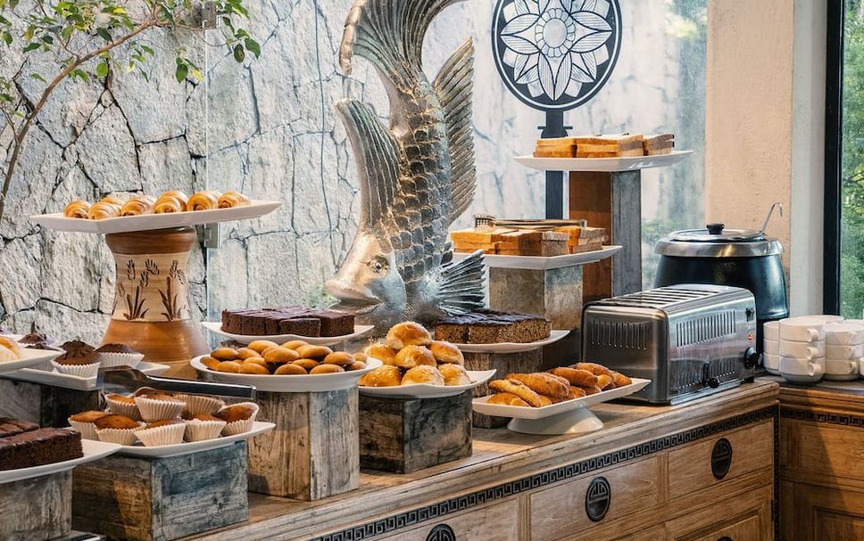 Buffet Photo