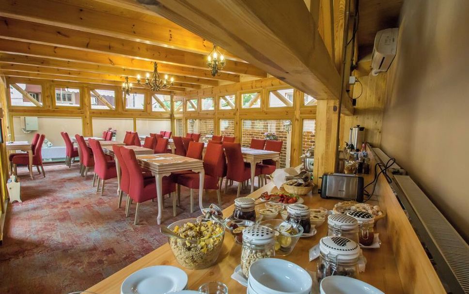 Restaurant Photo
