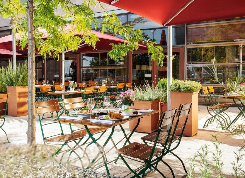 Restaurant Photo
