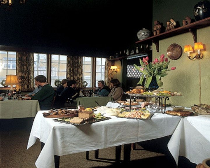 Restaurant Photo