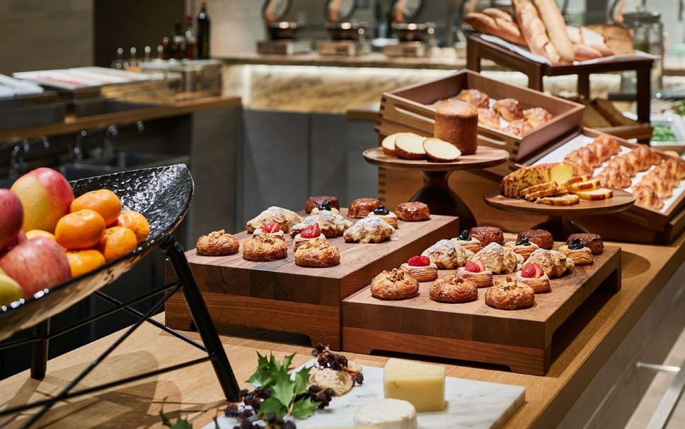 Buffet Photo