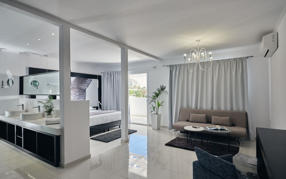 Living room Photo