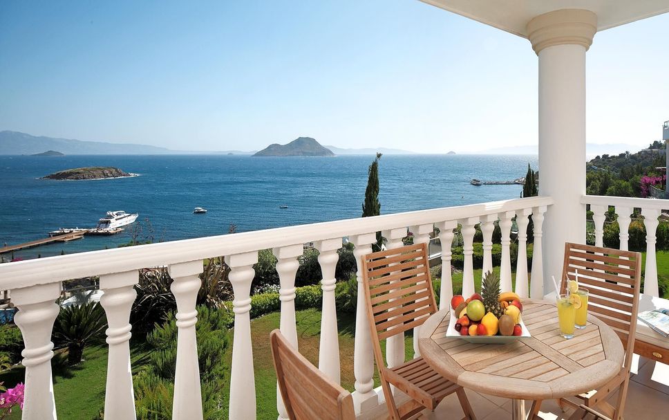 Balcony Photo
