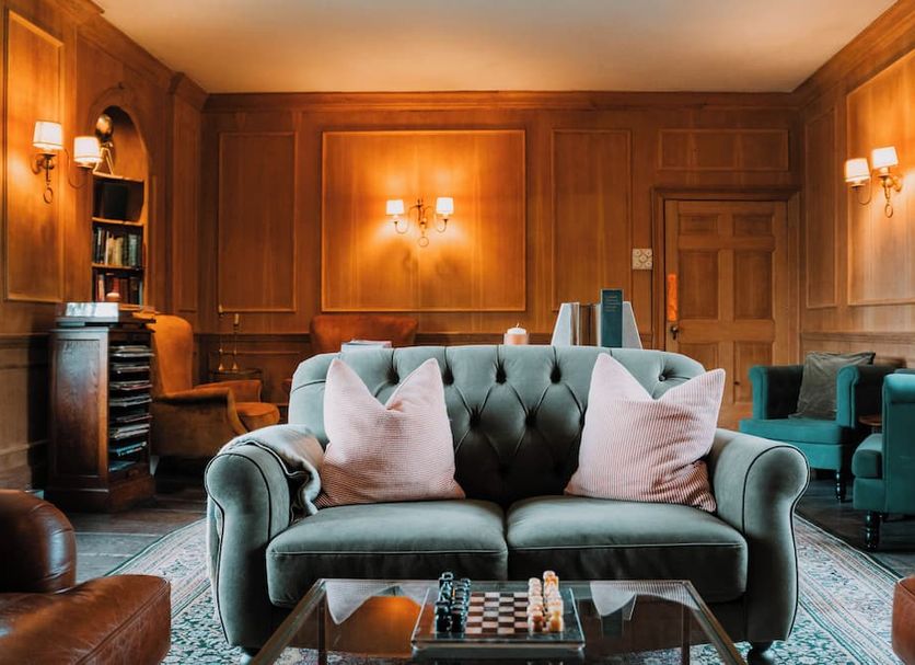 Lounge Photo