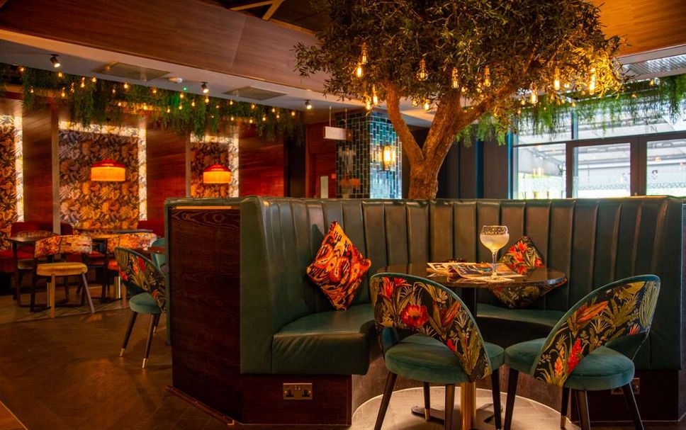 Restaurant Photo