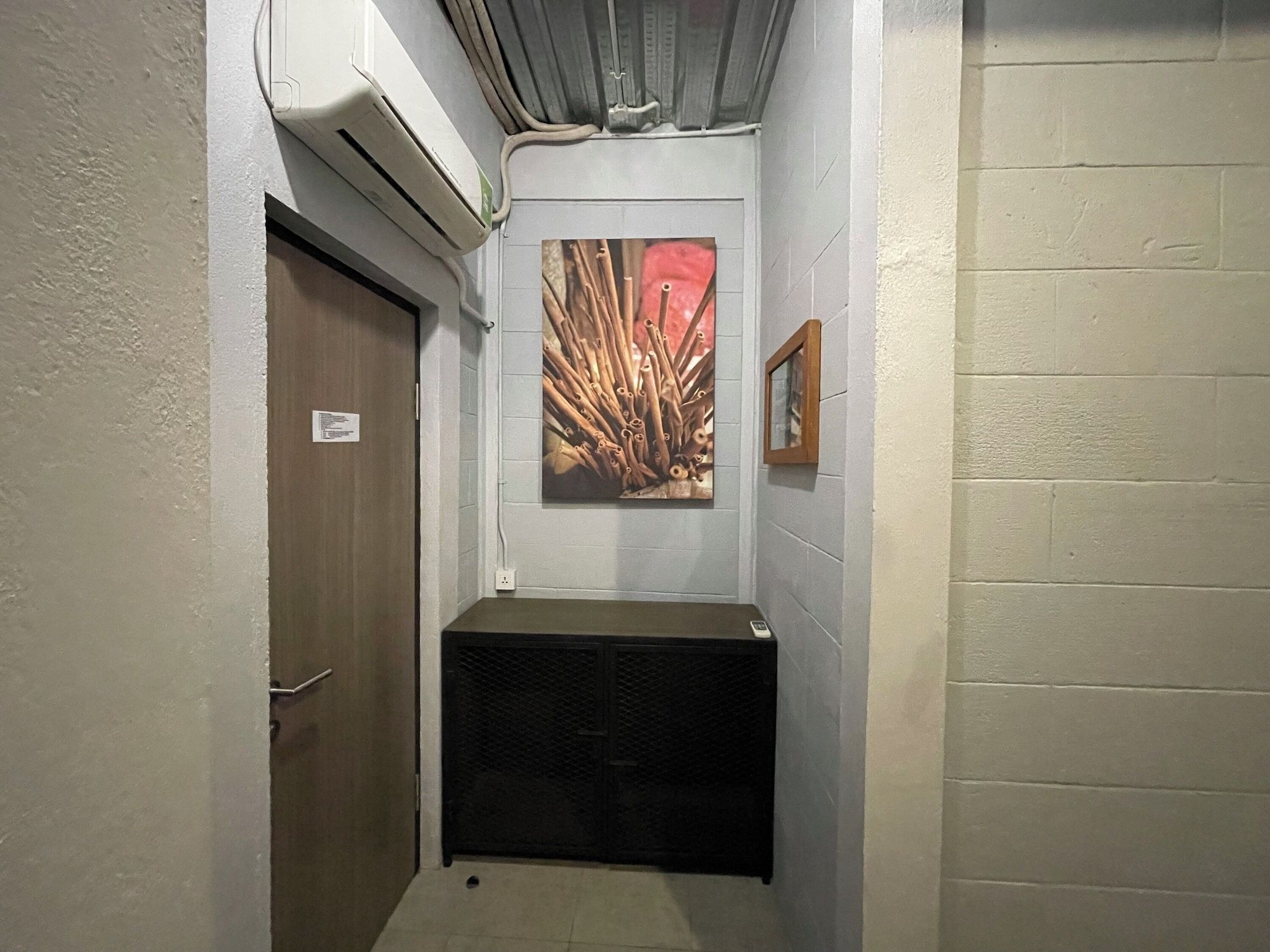 Room amenity