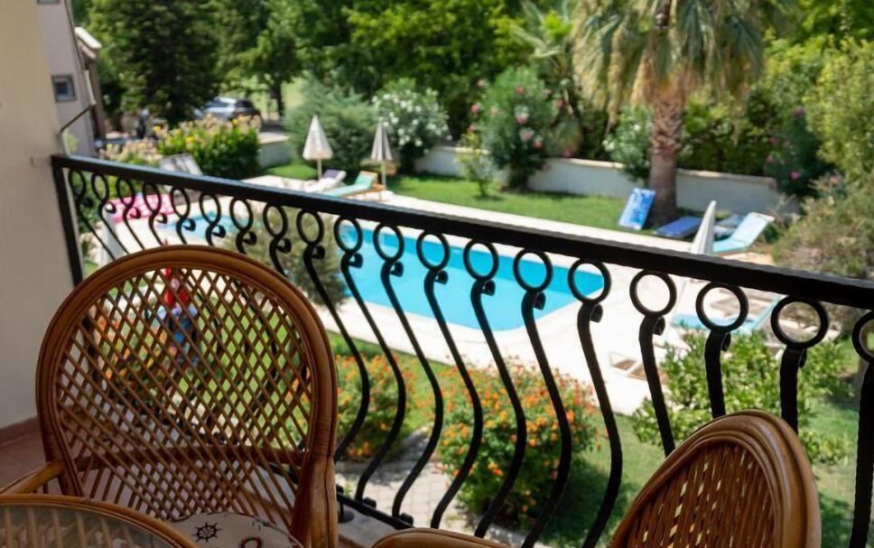 Balcony Photo