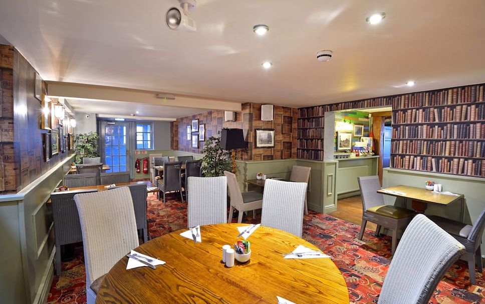 Restaurant Photo