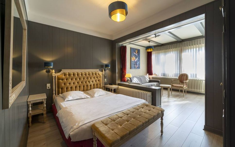 Bedroom Photo