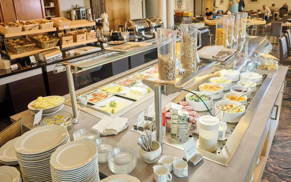 Buffet Photo