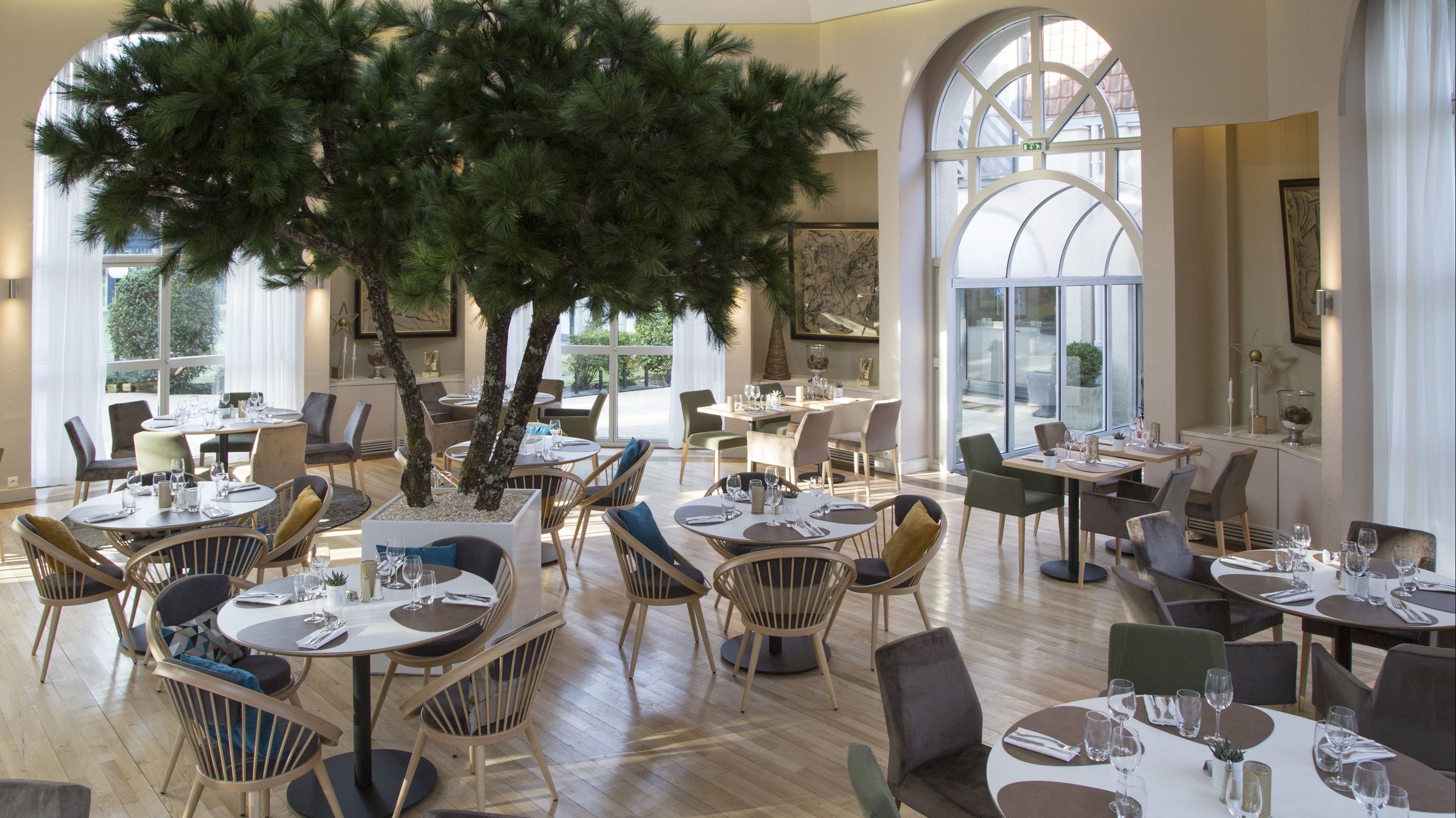 Banquet hall