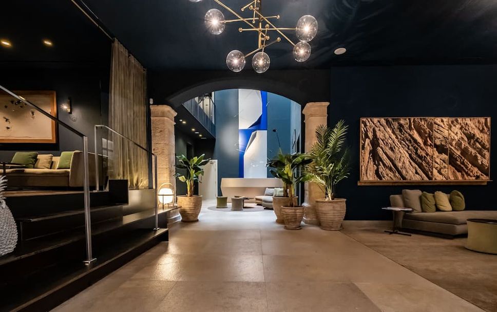 Lobby Photo