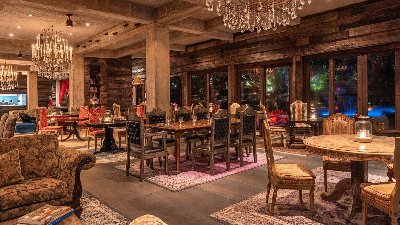 Restaurant Photo