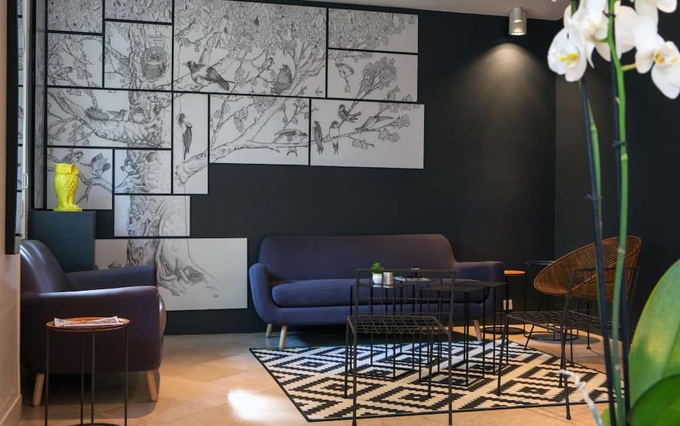 Lounge Photo