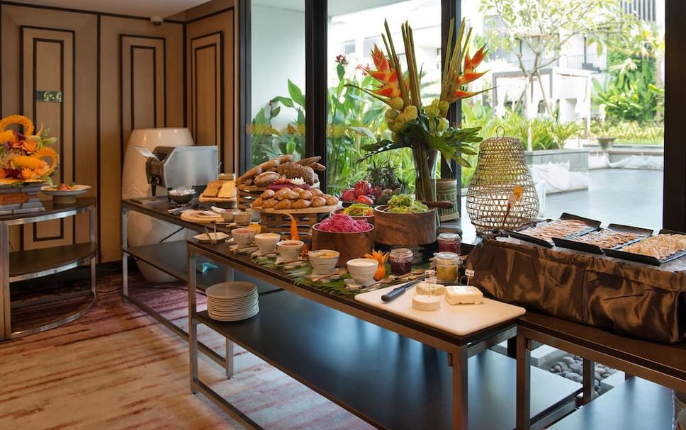 Buffet Photo