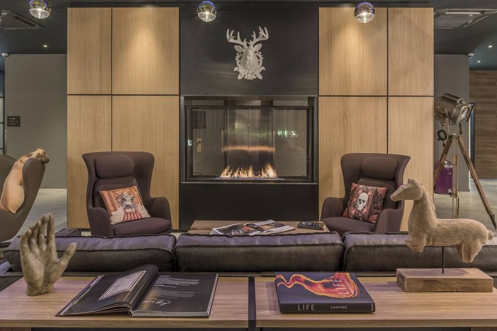 Lounge Photo