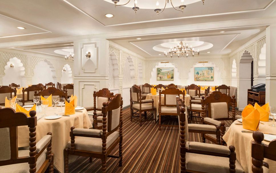 Banquet hall Photo