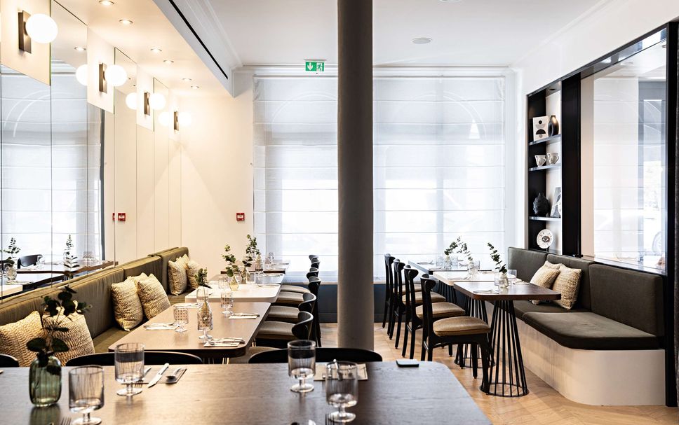 Restaurant Photo