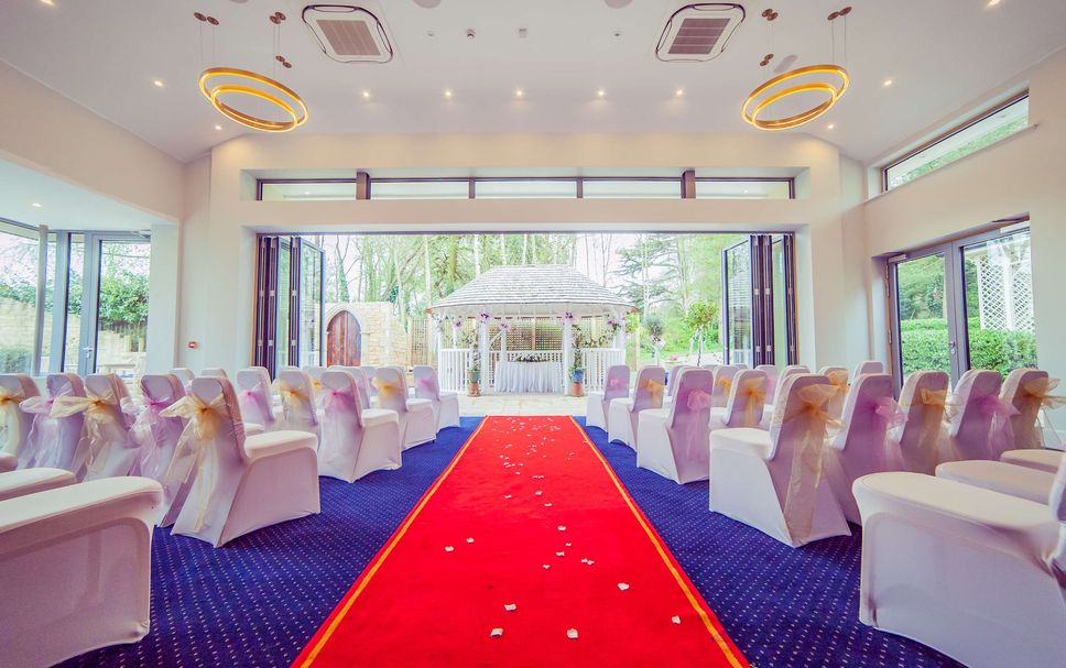 Banquet hall Photo