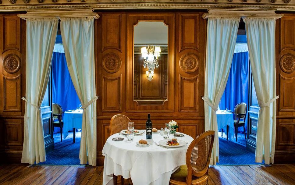 Dining room Photo