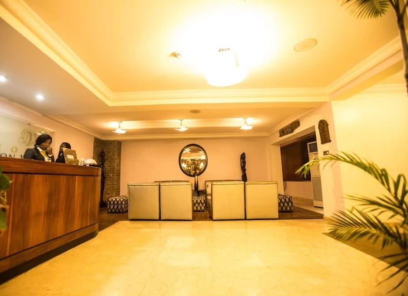 Front desk Photo