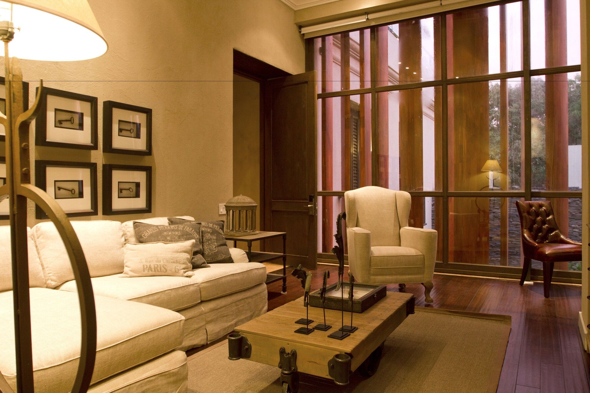 Living room Photo