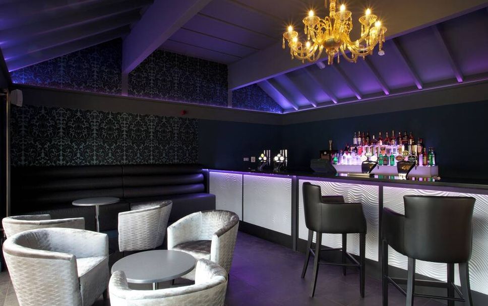 Bar Photo
