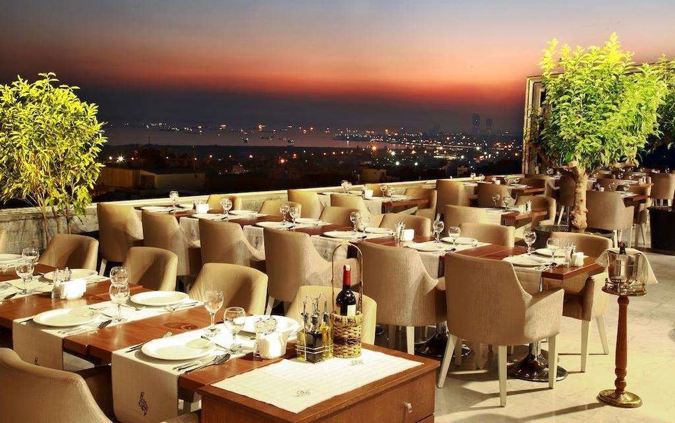 Restaurant Photo