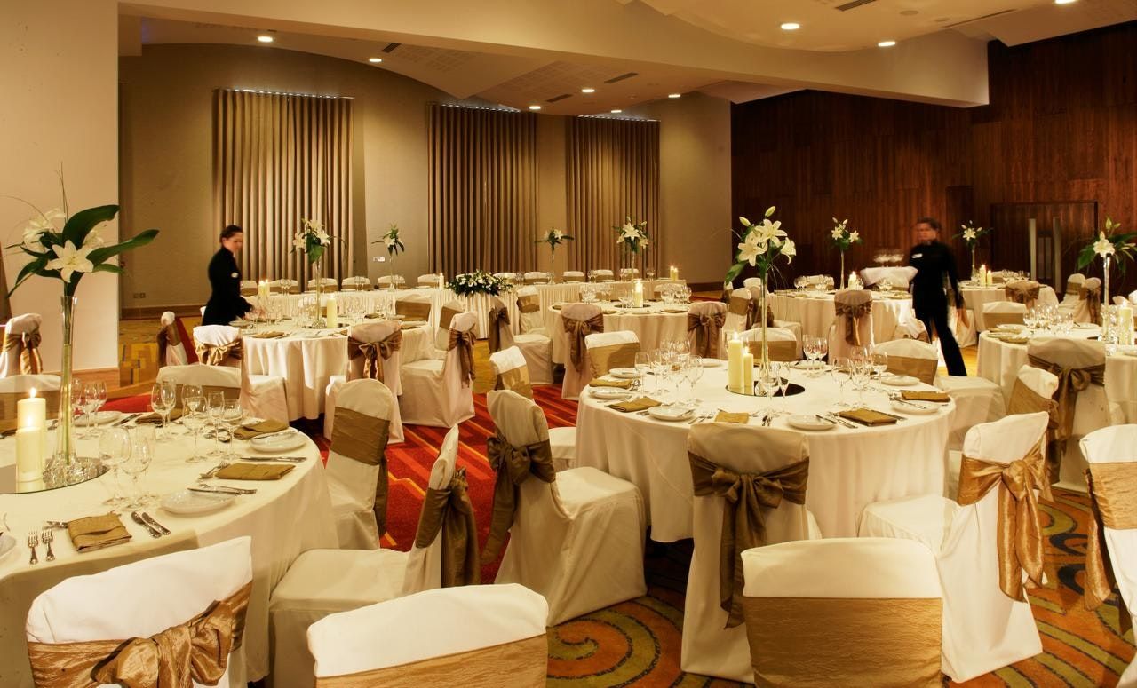 Banquet hall