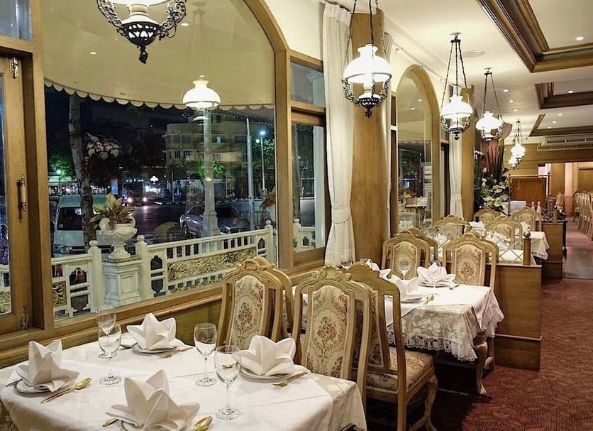 Restaurant Photo