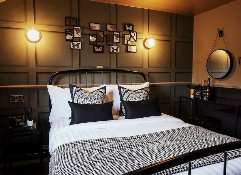 Bedroom Photo