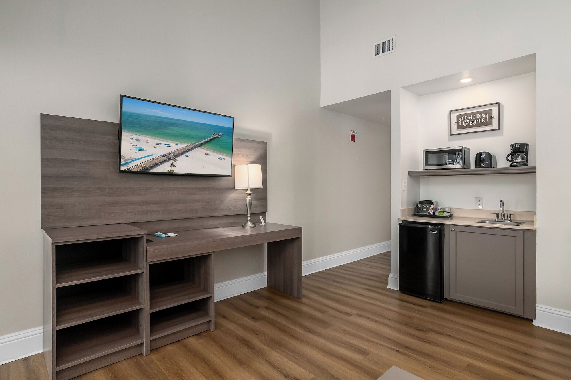 Room amenity