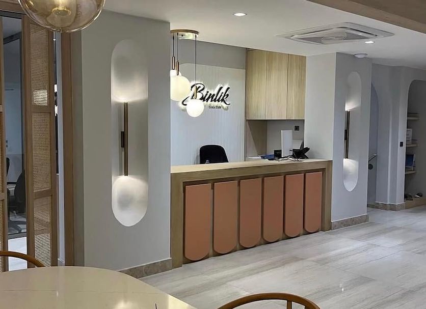 Front desk Photo