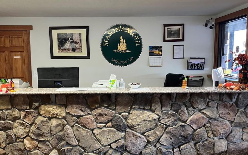 Front desk Photo