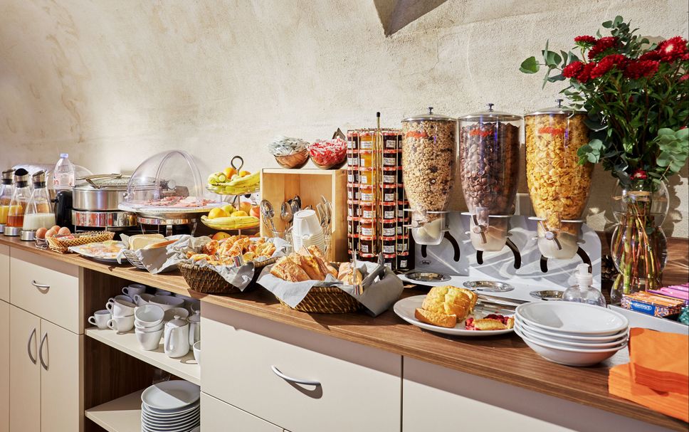 Buffet Photo