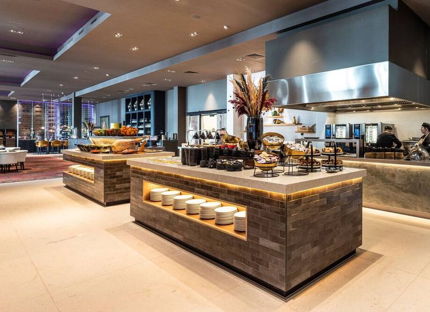 Buffet Photo