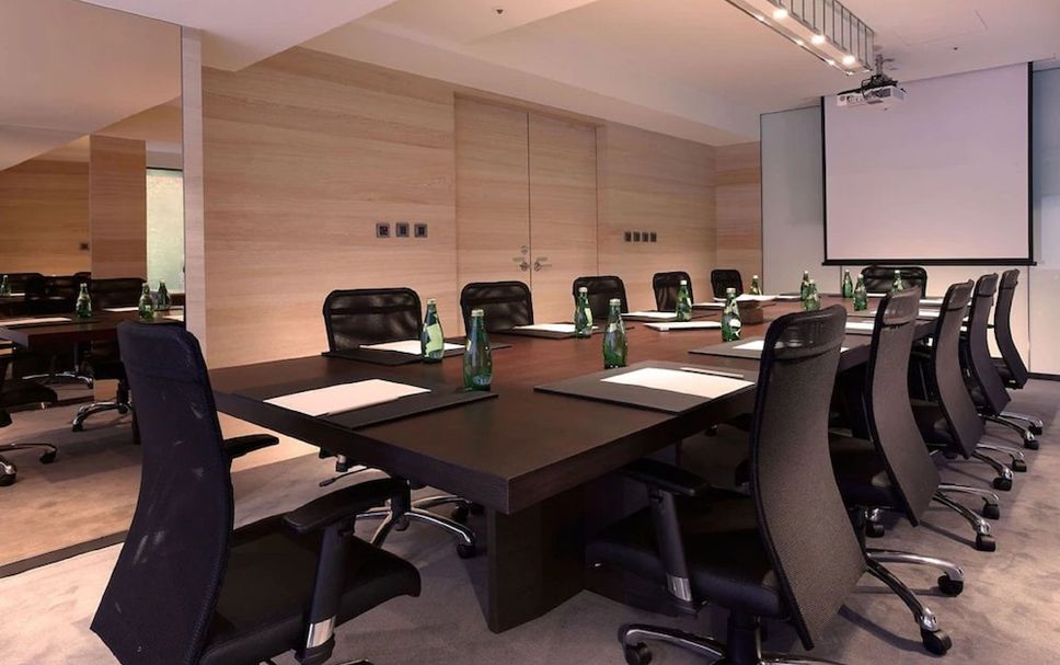 Conference room Photo