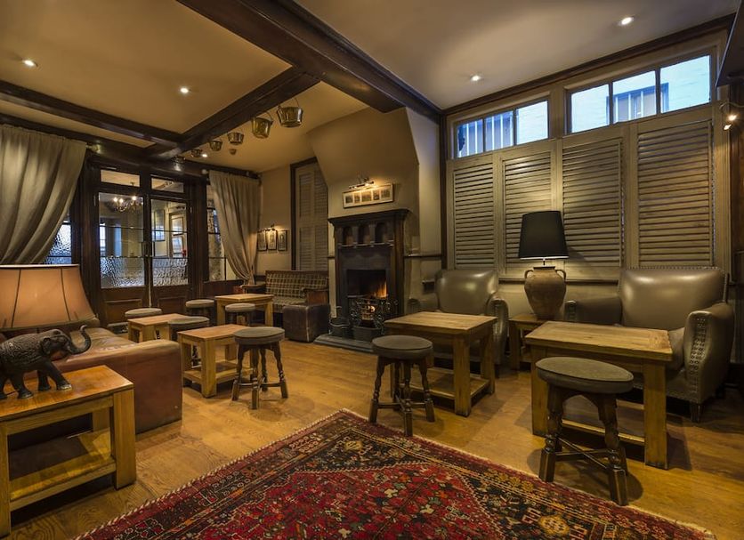 Lounge Photo